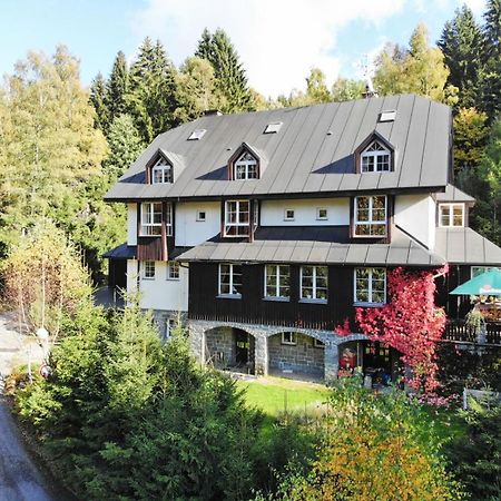Hotel Konsel Říčky Eksteriør billede