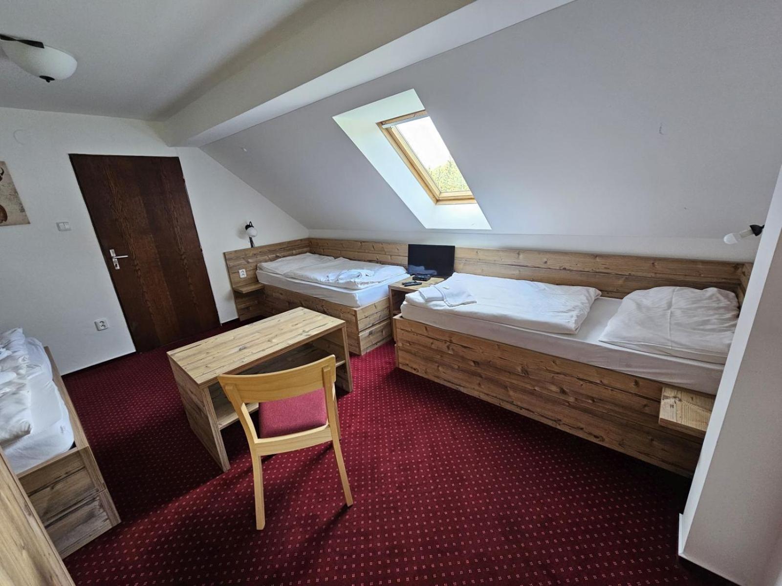 Hotel Konsel Říčky Eksteriør billede