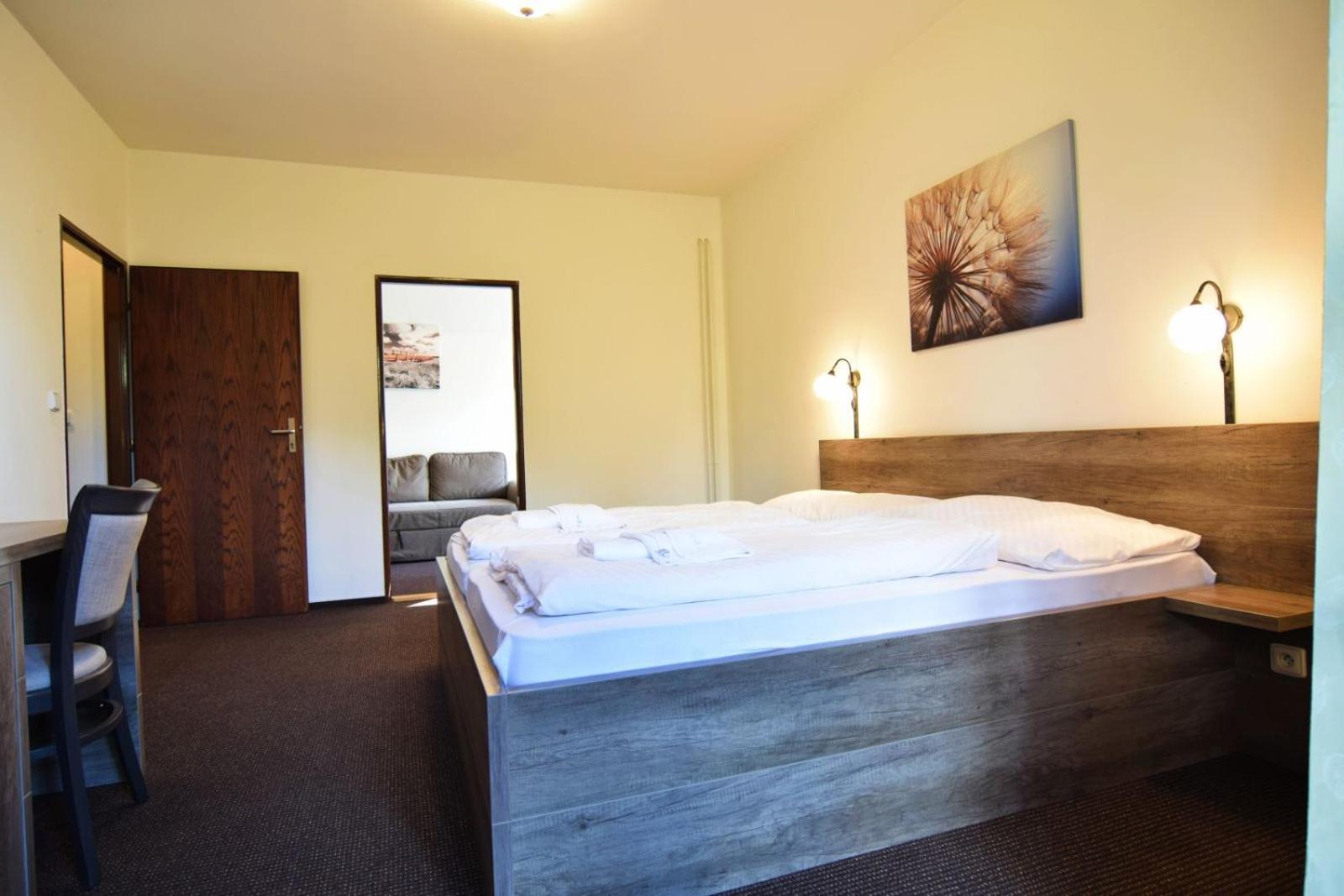 Hotel Konsel Říčky Eksteriør billede