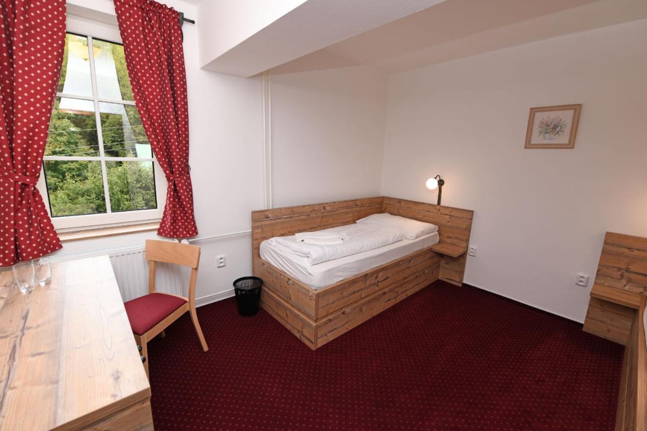 Hotel Konsel Říčky Eksteriør billede