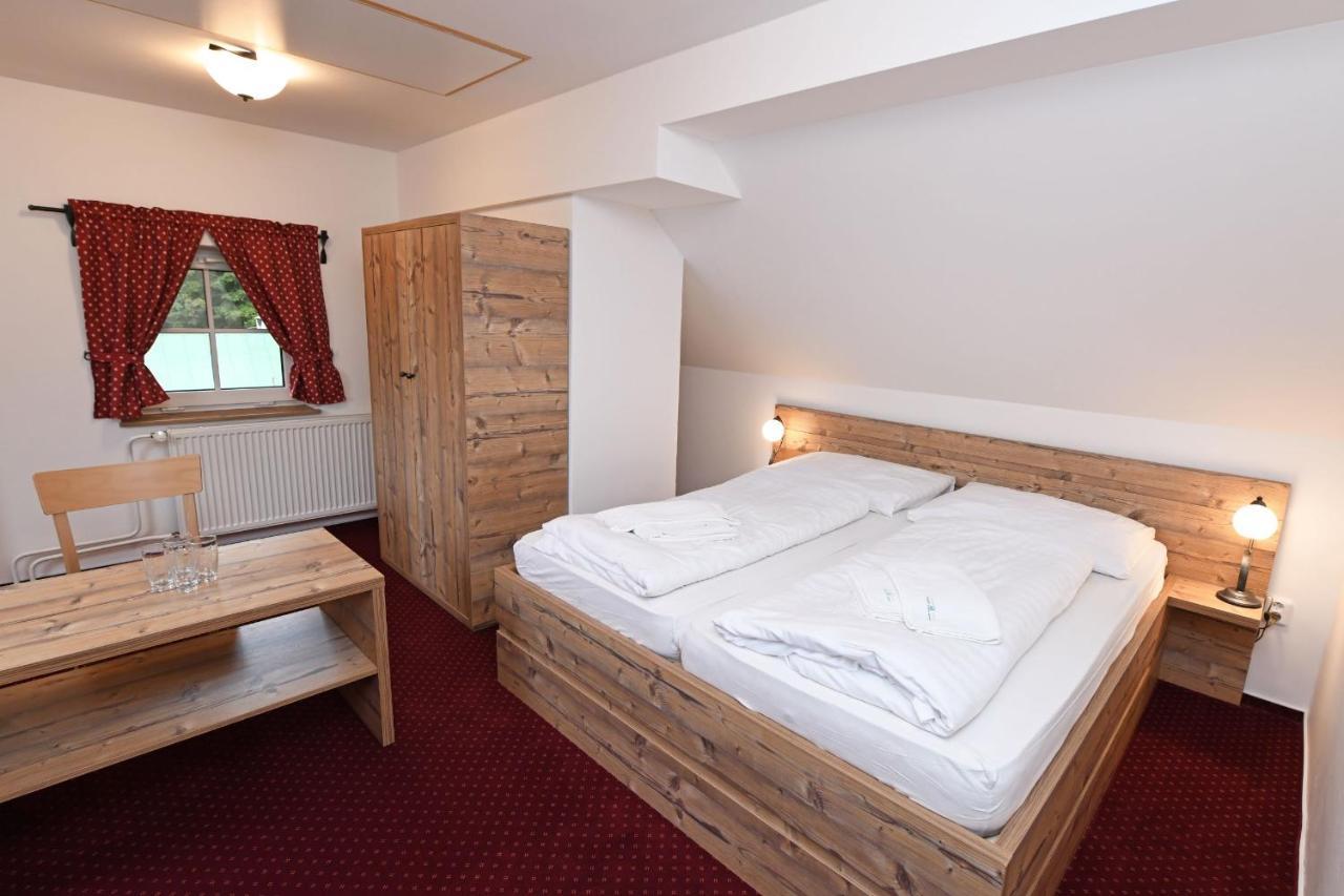 Hotel Konsel Říčky Eksteriør billede